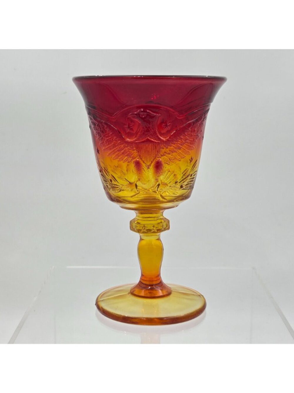 L. E. Smith Glass Amberina American Eagle Goblet 6½″ Wine Glass Mid-Century - Picture 2 of 7